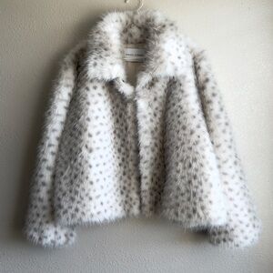 REBECCA MINKOFF Snow Leopard Cropped Shirt Collar Faux Fur Jacket
